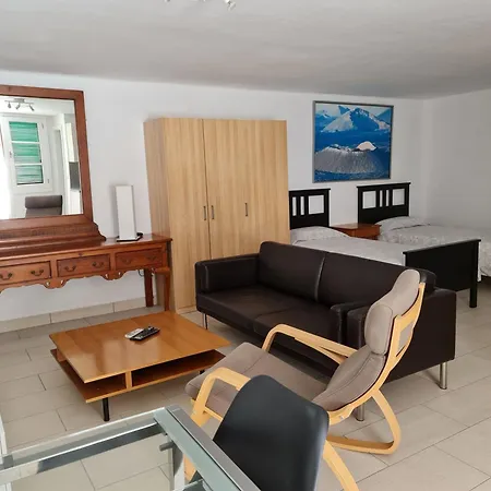 Fuer 8 Personen Ca, 160 M Sup2 In Puerto Del Carmen, Lanzarote Suedkueste Von Lanzarote Vakantiehuis Puerto del Carmen (Lanzarote)